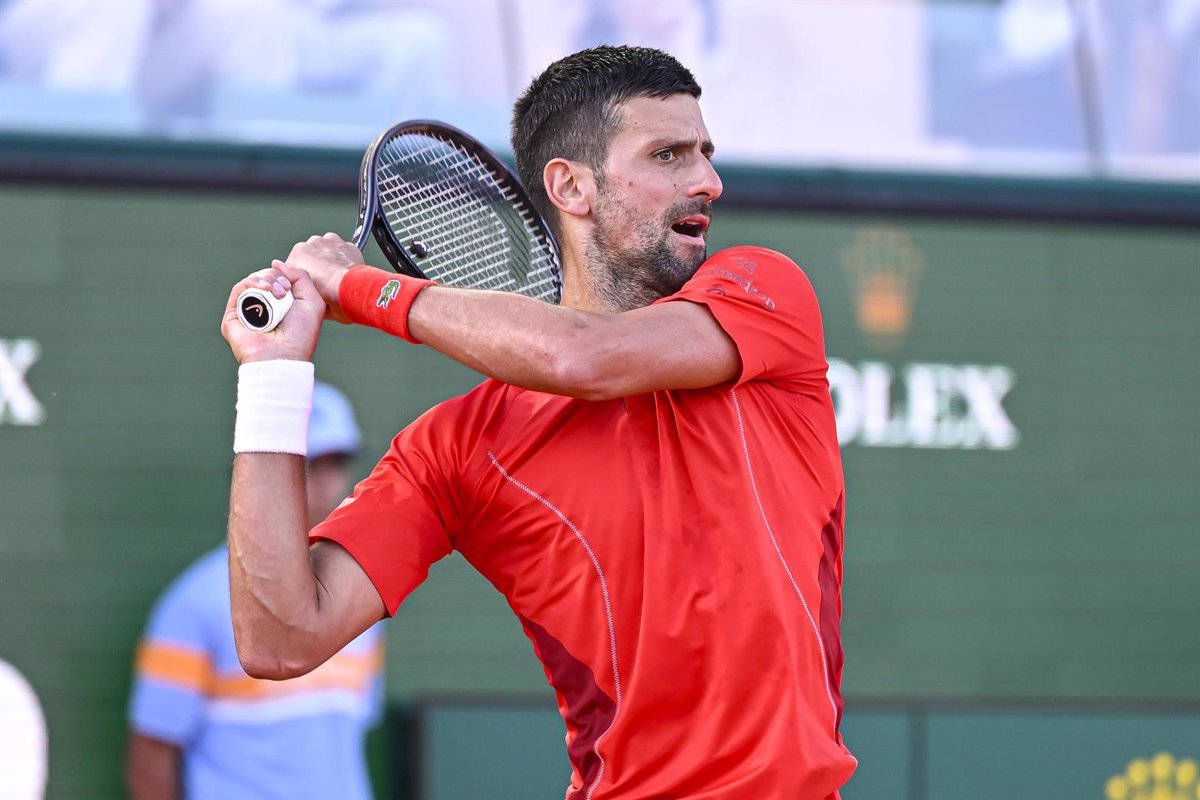 Djokovic inicia con dudas la defensa del título en Roland Garros