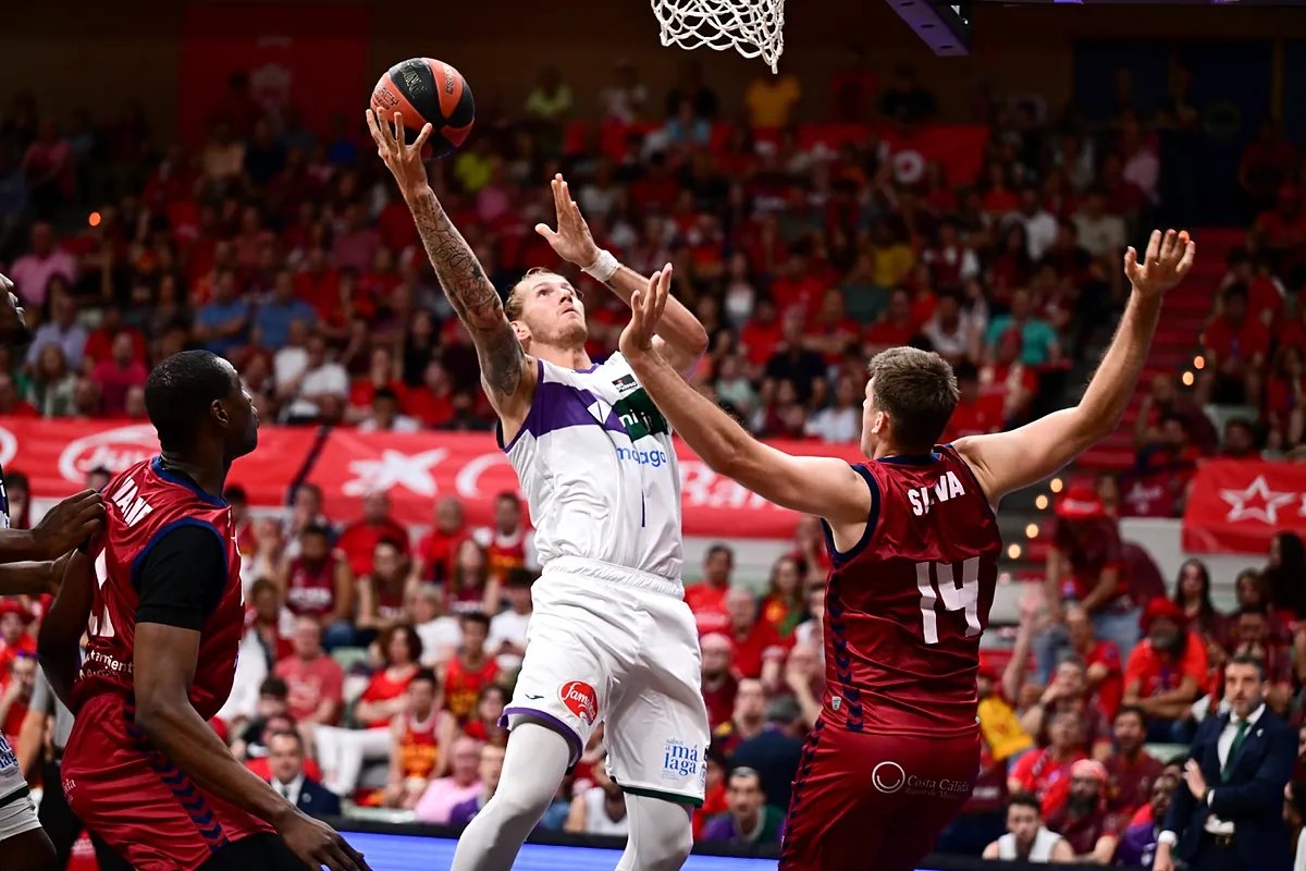 Osetkowski reaparece para devolver las semifinales a Mlaga