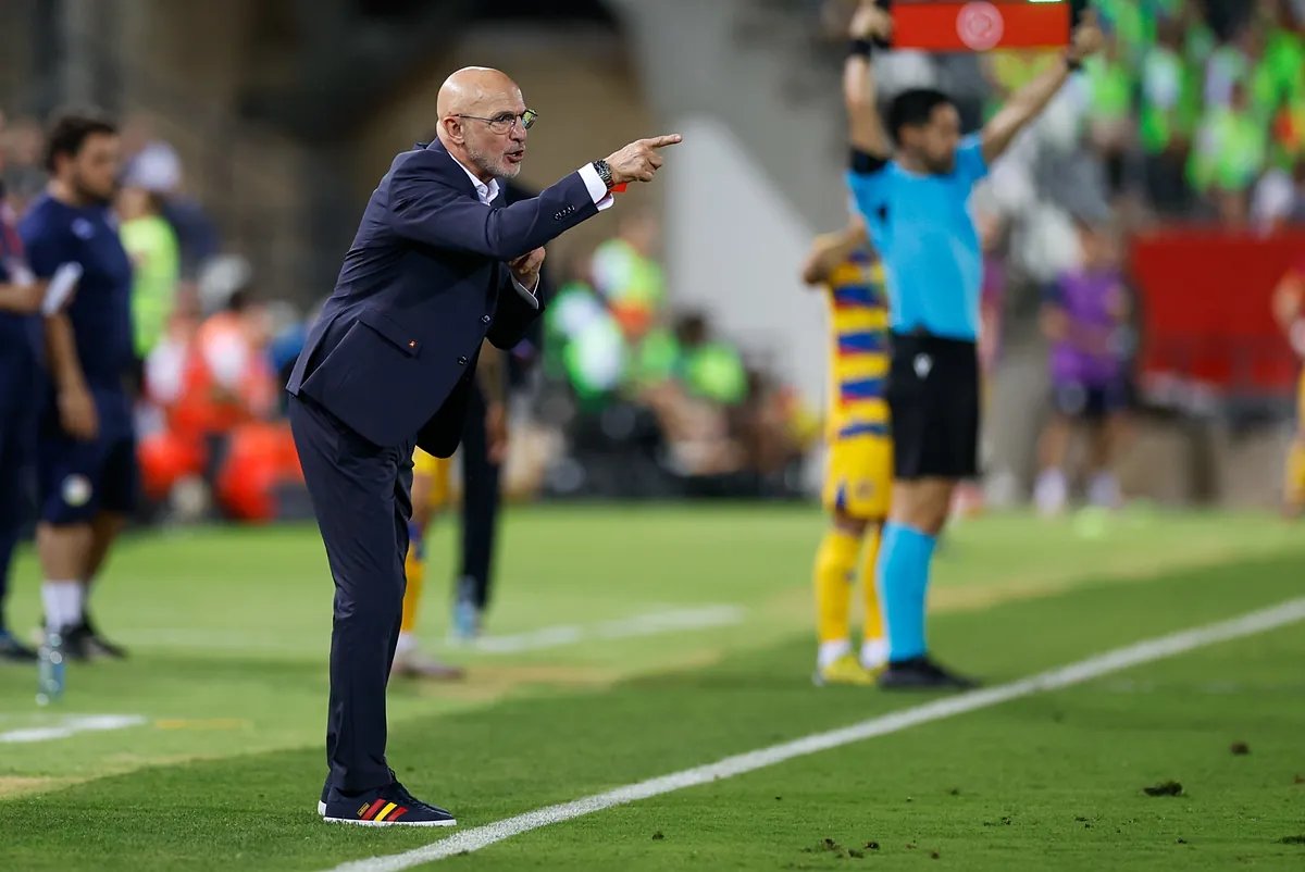 Seleccin espaola: De la Fuente: "No me sorprende el nivel que han mostrado algunos jugadores"