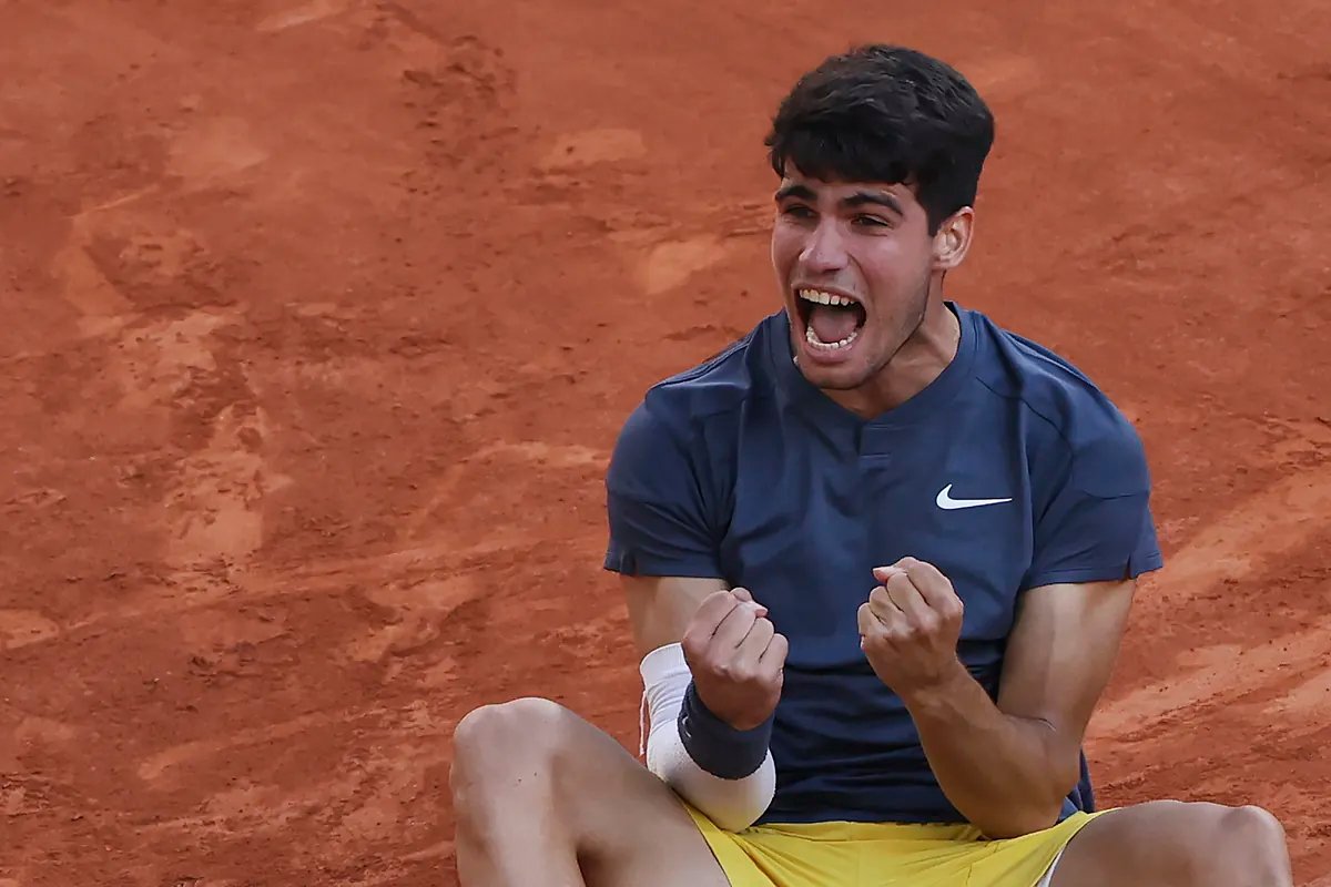 Roland Garros: Alcaraz sufre, remonta y maniata a Zverev para completar su pera prima en Roland Garros