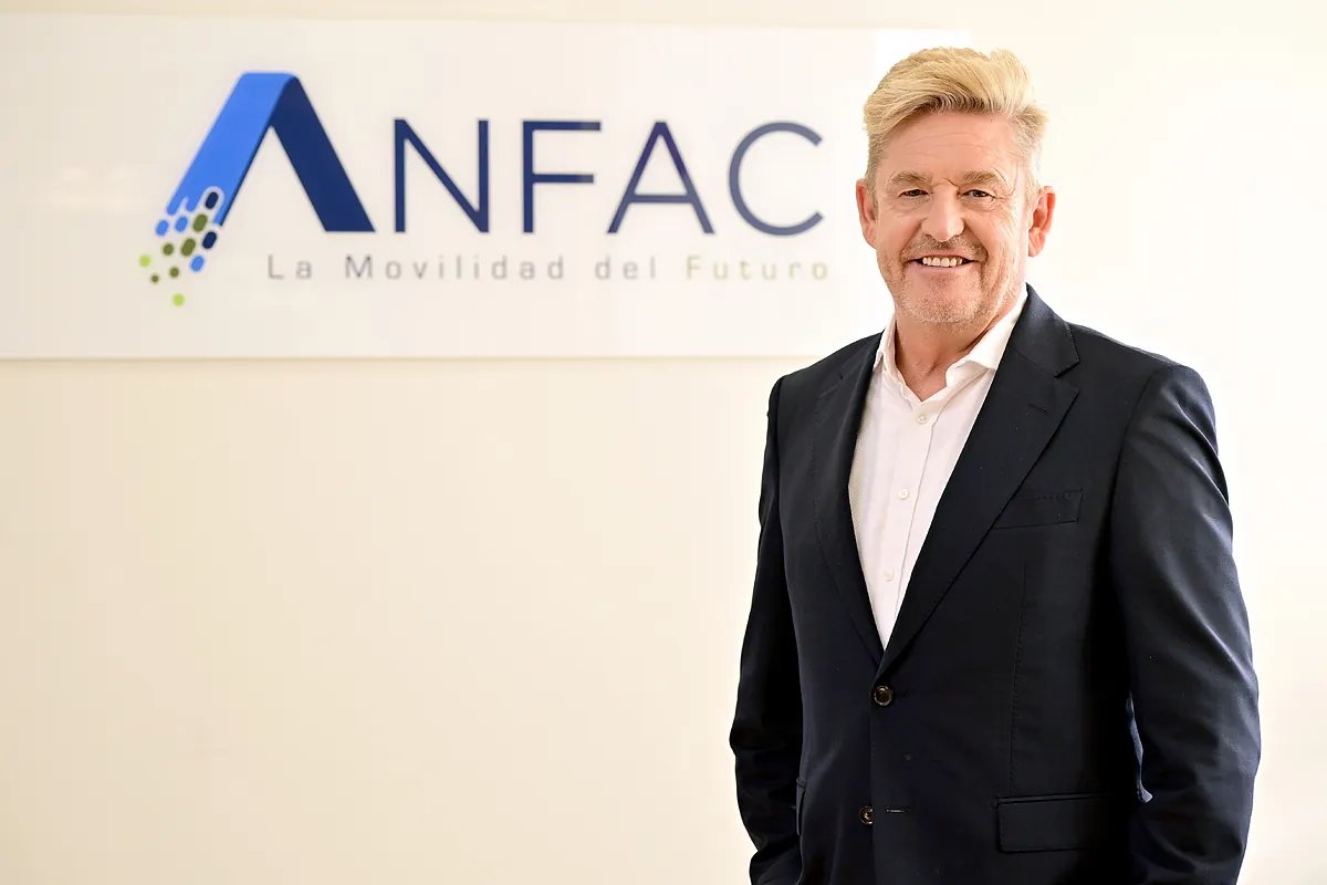 El presidente de Anfac dimite por la inaccin del Gobierno con el coche elctrico