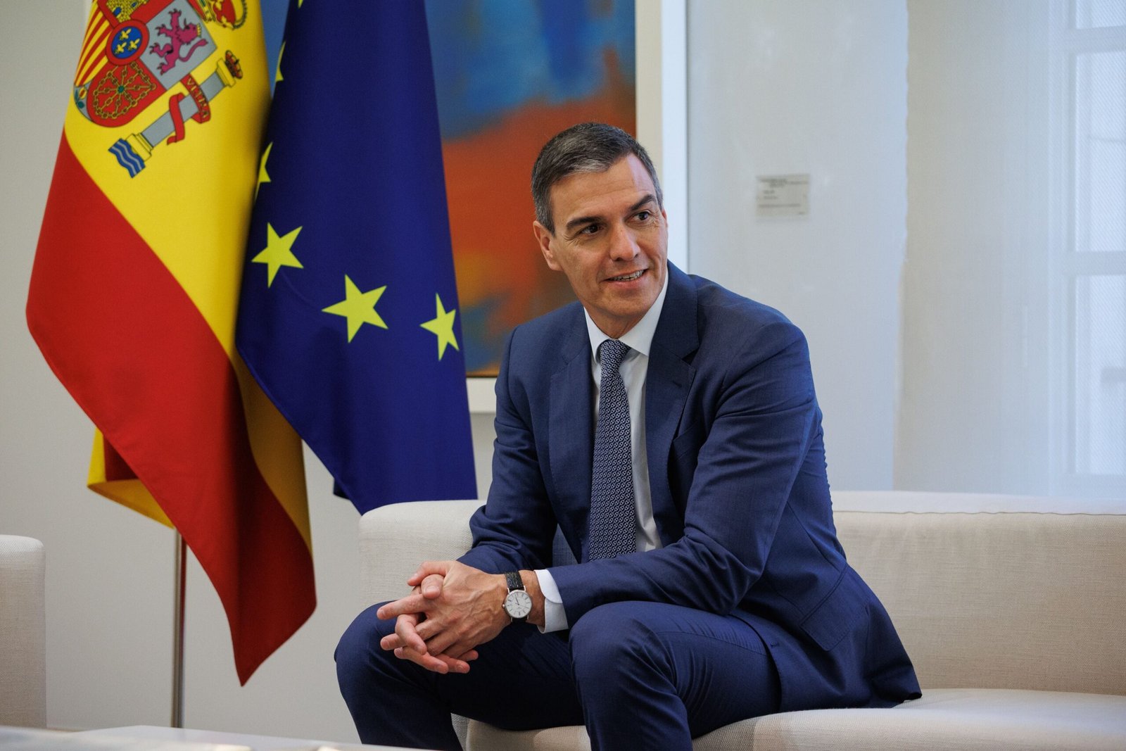 Última hora de la actualidad política, en directo: el ofrecimiento de Pedro Sánchez a ERC para investir a Illa