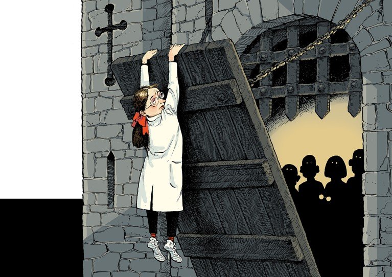 Dibujo de un investigador aferrado a un puente levadizo de un castillo que se cierra con figuras sombrías observando desde adentro.