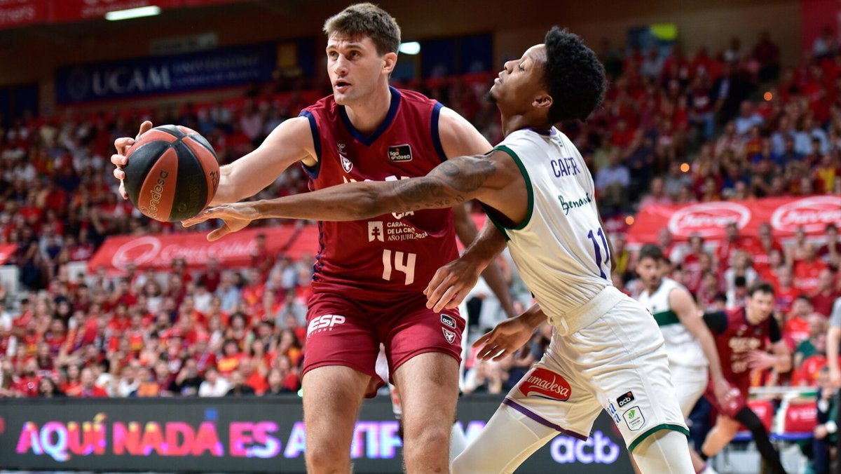 Unicaja fuerza el quinto partido contra UCAM