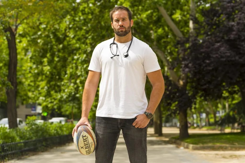 La eterna espera de Sacha, el ex jugador de rugby y mdico voluntario en la pandemia que lleva 31 meses aguardando la homologacin de su ttulo