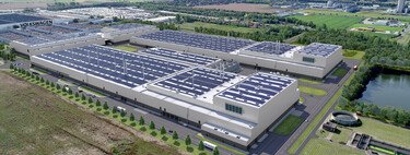 Foto de una planta de fabricación de baterías