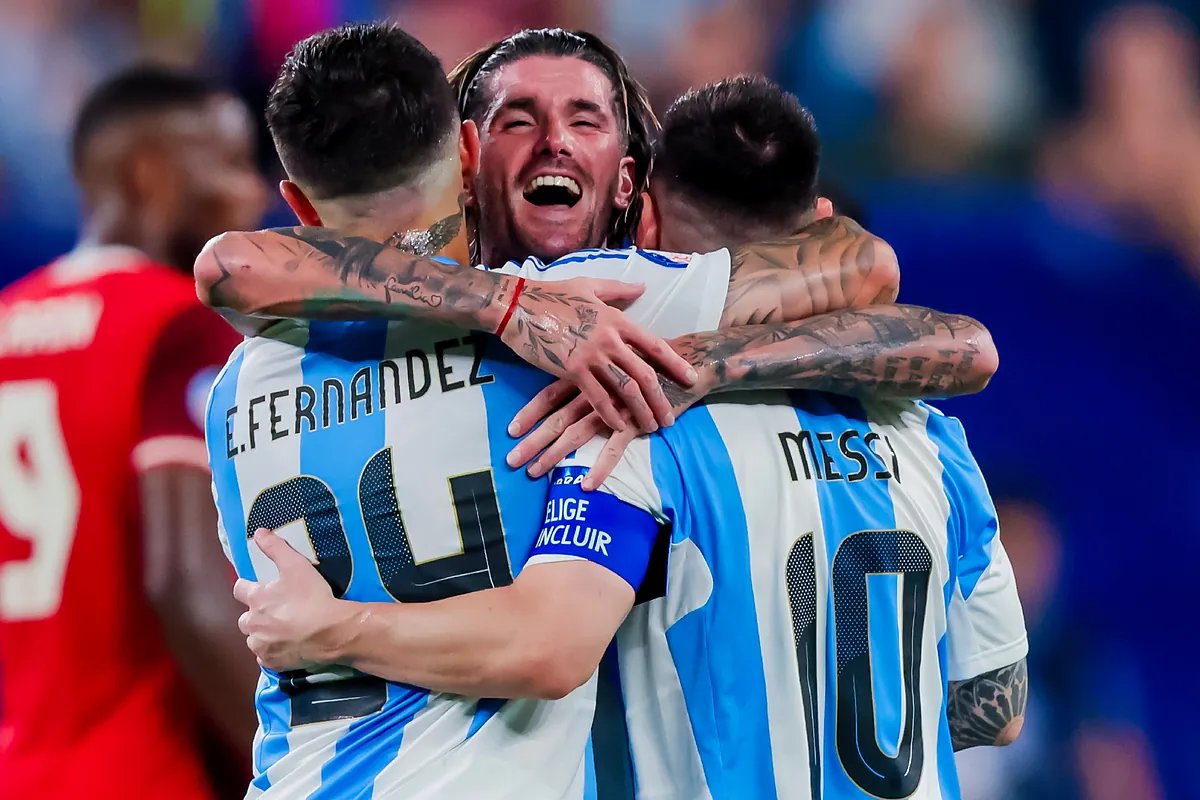 Copa Amrica 2024: De Paul: "Si un compaero de Enzo se siente ofendido debera llamarlo, no entiendo por qu tanto show"