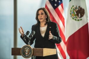 Kamala Harris Elecciones Estados Unidos: El acantilado de cristal