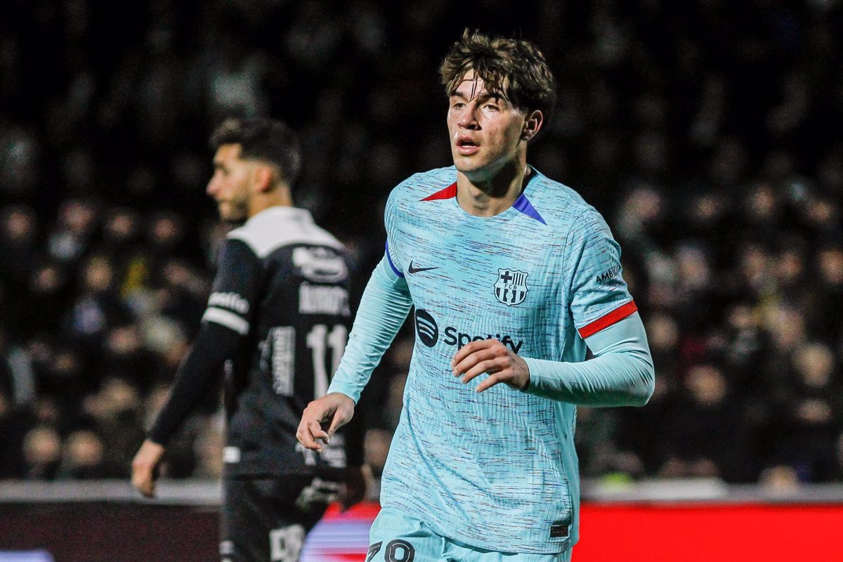 El joven Marc Guiu deja el Barça y ficha por el Chelsea