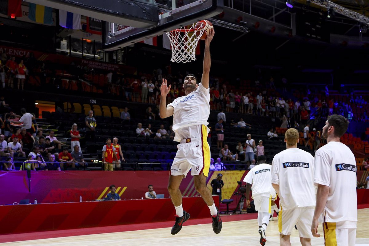 Las selecciones masculina y femenina de baloncesto finalmente sí entrenarán en la pista oficial de Paris 2024