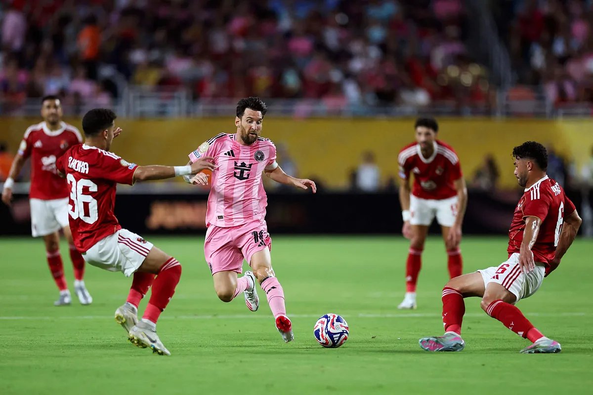 Messi y el Inter Miami se llevan un golpe de realidad en el inicio del Mundial de Clubes