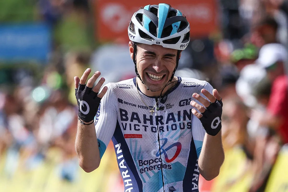 Lenny Martínez, el nuevo ídolo francés, vence en la coronación de Pogacar en el Critérium Dauphiné
