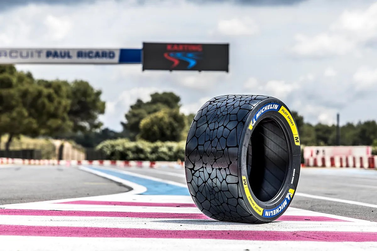 Michelin pone 'zapatos' nuevos a los Hypercar desde 2026