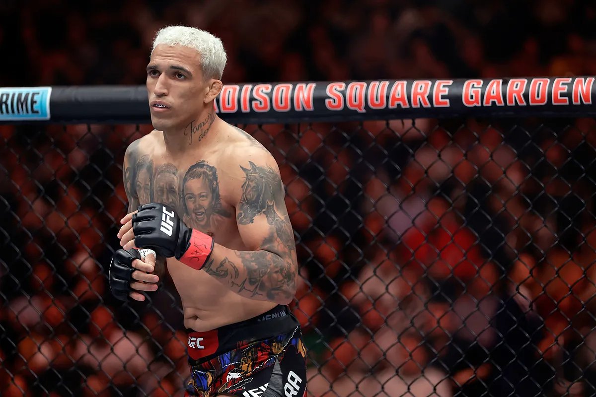 ¿Cómo un niño al que dijeron que quedaría paralítico se convirtió en campeón de la UFC? La historia de superación de Charles Oliveira, rival de Ilia Topuria