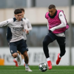 Andrés Campos y Kylian Mbappé