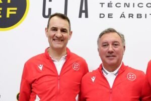 La RFEF cesa a Medina Cantalejo y Clos Gómez