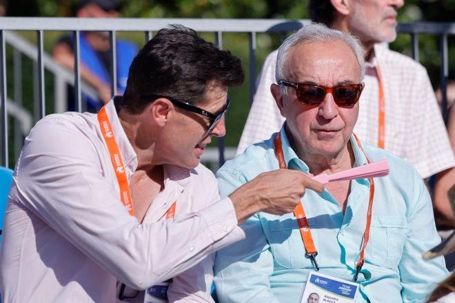 "No queremos dinero para irnos de viaje a Benidorm"