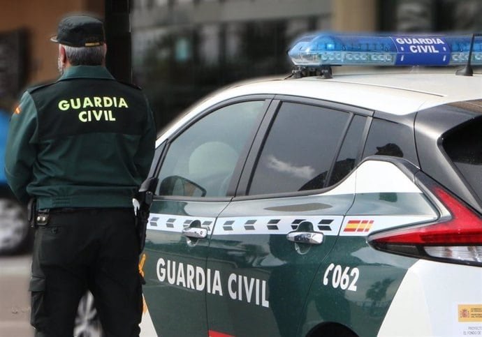 Operación Amema: Fingen que les conocen para distraerles y robarles: el método del “abrazo cariñoso” denunciado por varias personas mayores | Noticias de actualidad
