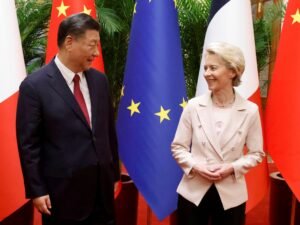 La UE eleva el pulso con China al vetar las grandes compras públicas de su material sanitario | Economía