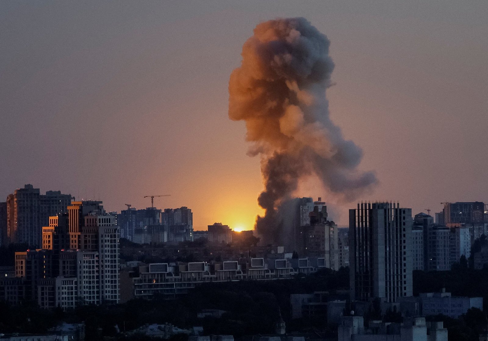 Guerra Rusia-Ucrania e Israel-Irán, en directo: Trump sopesa enviar más aviones Patriot a Kiev  | Última hora