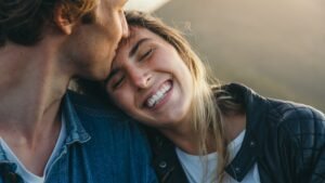 Parejas ASA: el nuevo concepto de relación sentimental que se practica en España