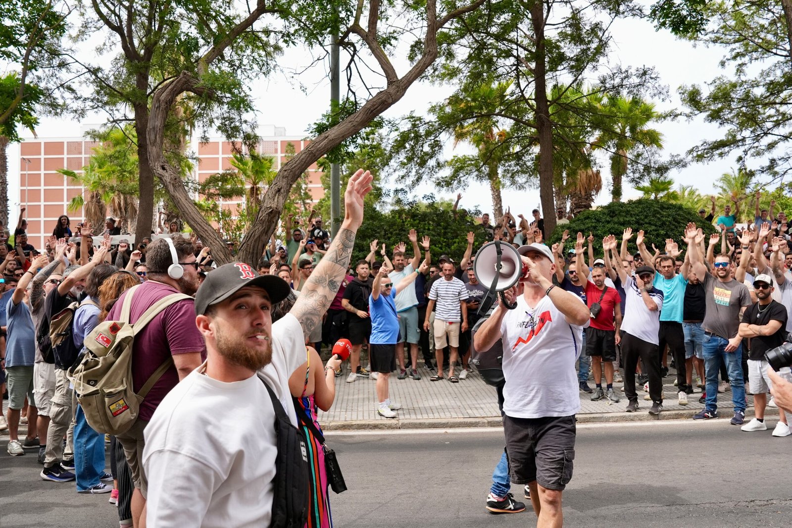 Las factorías del metal de Cádiz vuelven al tajo tras el preacuerdo entre la patronal y UGT | Economía