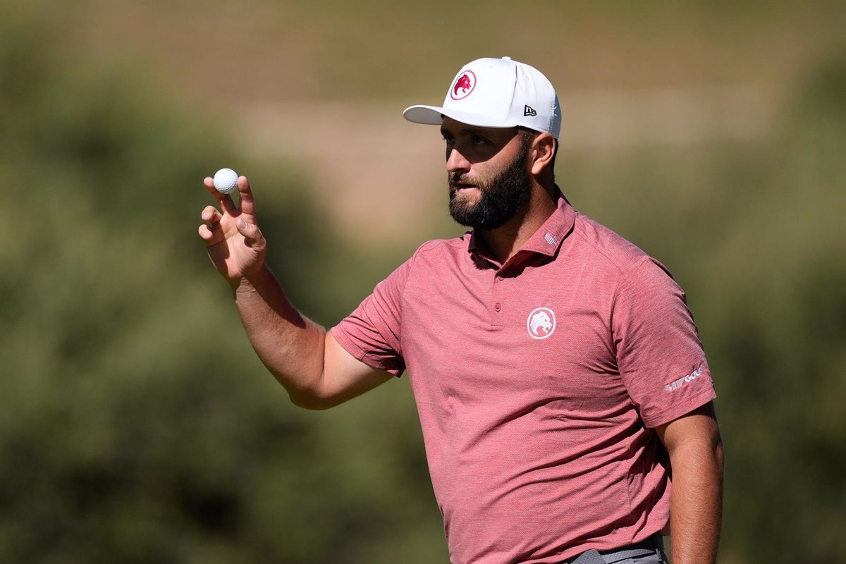 Rahm gana el primer pulso al fiero Oakmont