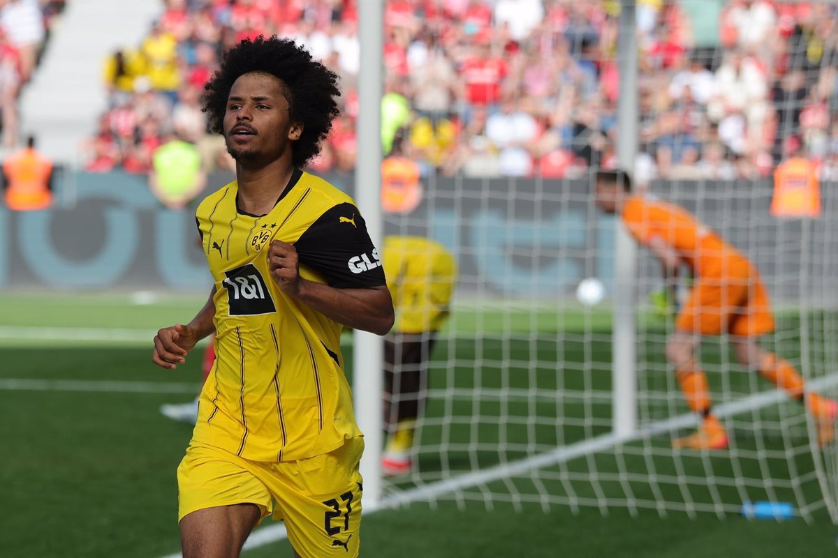 El Borussia Dortmund se queda seco ante el Fluminense y River Plate gana con Mastantuono al Urawa