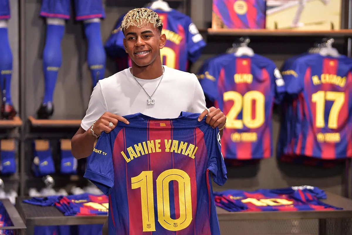 Lamine Yamal ya luce el dorsal 10: "Messi hizo su camino, yo voy a hacer el mío"