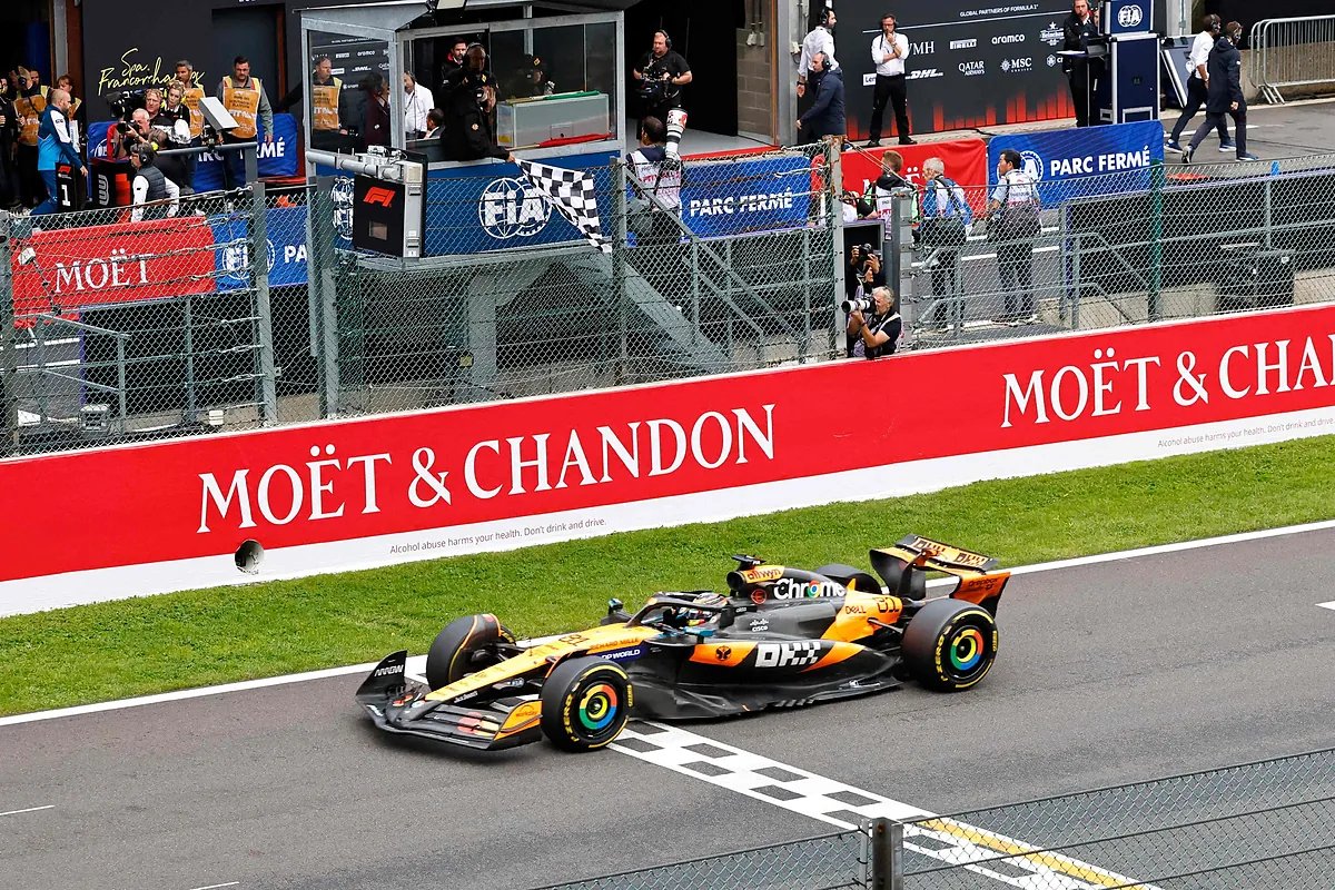 Oscar Piastri exhibe maneras de campeón tras una eterna espera en Spa