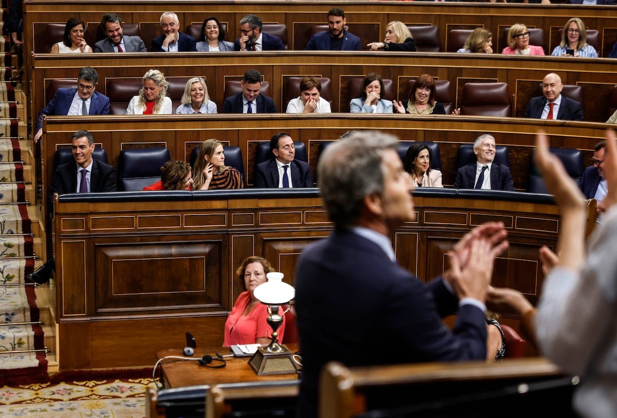 Feijóo se enroca en negar que España rechazó el 5% de gasto militar | España