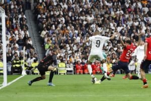 LaLiga comunica al Madrid que no existe argumento reglamentario, ni causa de fuerza mayor, ni es su competencia aplazar el partido