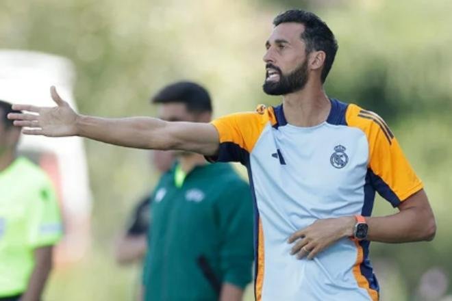 Los 24 de Arbeloa