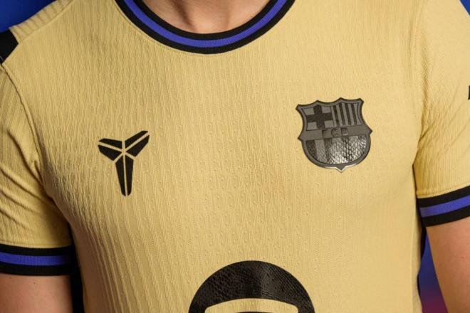 El Barcelona juega con Kobe Bryant en su segunda equipación