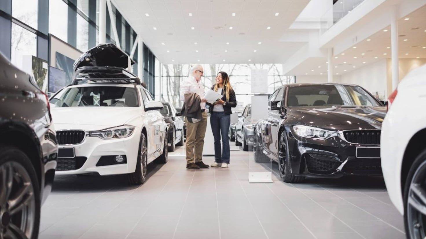 Compra un coche por más de 100.000€ para los repartos de la empresa y se desata la pesadilla: “Es impredecible”