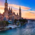 Una pareja británica se muda a la ‘España real’ y explican su huida del turismo patrio: “No queríamos vivir en una burbuja”