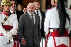 Lula responde al tarifazo de Trump por el juicio a Bolsonaro con el anuncio de aranceles recíprocos | Internacional