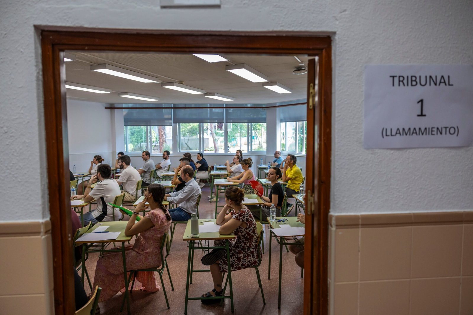 Polémica con las cifras ‘fantasma’ de la próxima Oferta de Empleo Público | Economía