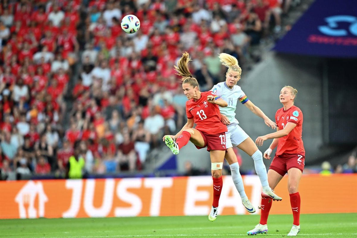 Noruega remonta a la anfitriona Suiza en el inicio del Grupo A de la Eurocopa Femenina