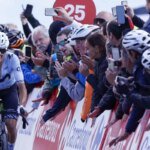 El ciclista Enric Mas, baja definitiva para el resto de la temporada del Movistar Team por una tromboflebitis
